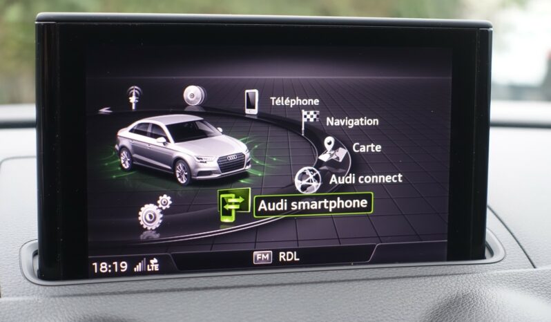 AUDI A3 BERLINE 30 TDI 116 CH S-LINE complet