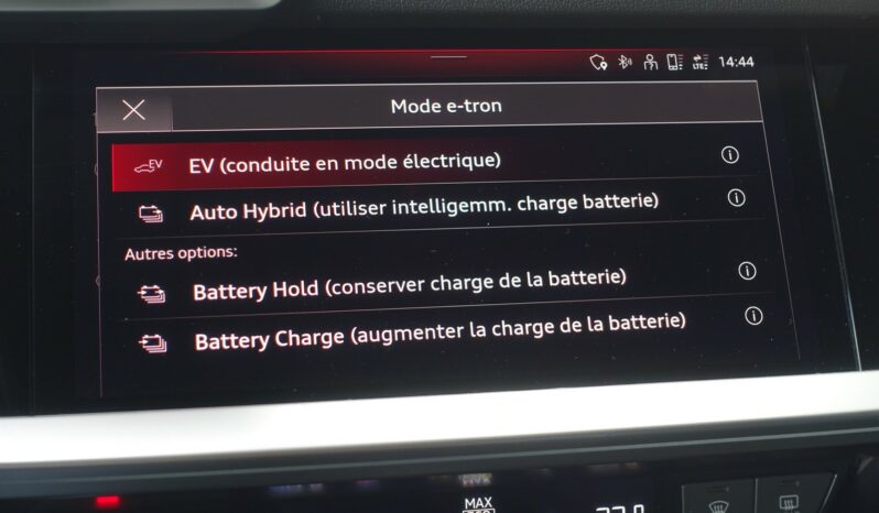 AUDI A3 SPORTBACK 45 COMPETITION TFSI E TRON S-TRONIC 245 CH HYBRIDE RECHARGEABLE S-LINE complet