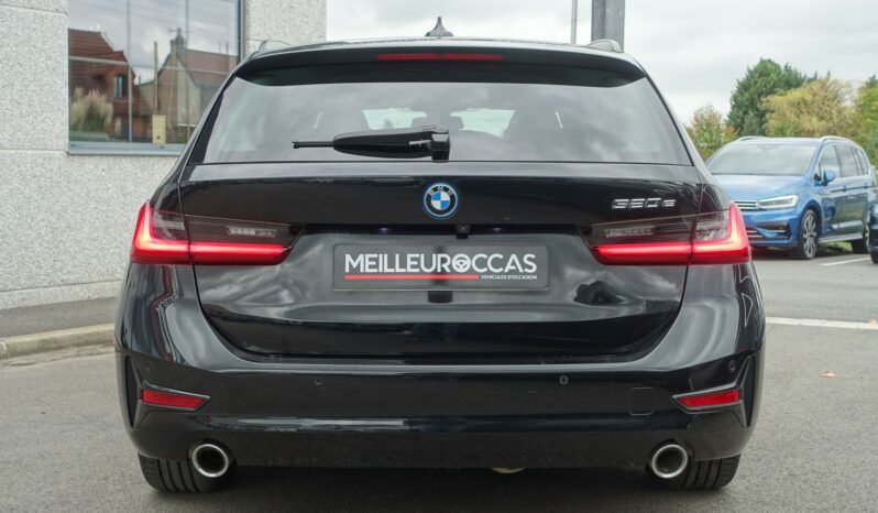BMW 320 E TOURING HYBRIDE RECHARGEABLE 204 CH complet