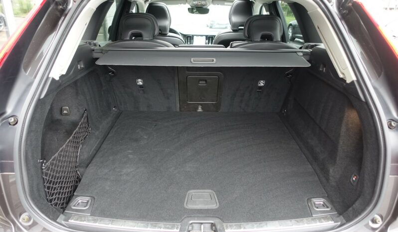 VOLVO XC 60 T6 HYBRIDE RECHARGEABLE GEARTRONIC AWD 340 CH  INSCRIPTION complet