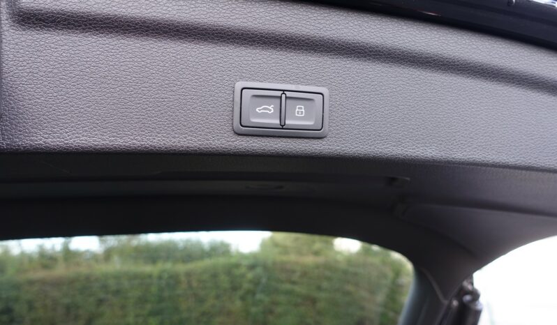 AUDI Q3 SPORTBACK 45 TFSI E S-TRONIC 245 CH HYBRIDE RECHARGEABLE S-LINE complet