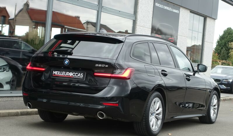 BMW 320 E TOURING HYBRIDE RECHARGEABLE 204 CH complet