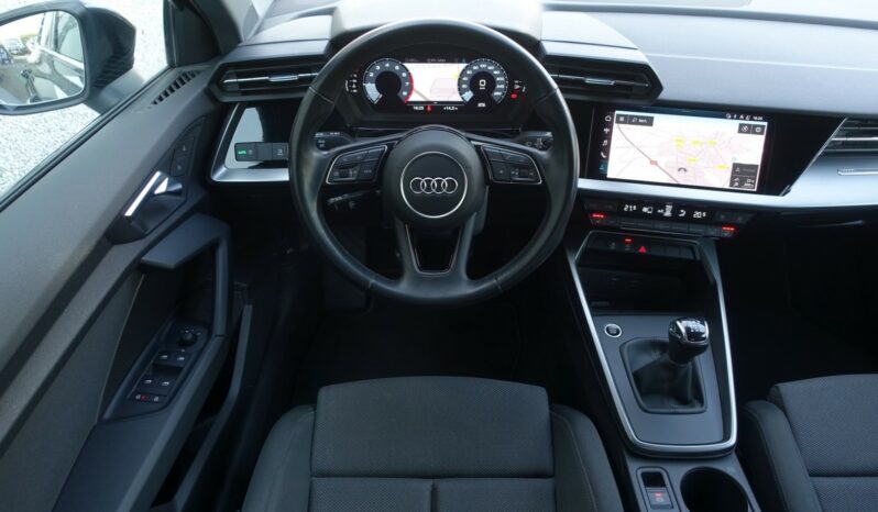 AUDI A3 BERLINE 30 TFSI complet