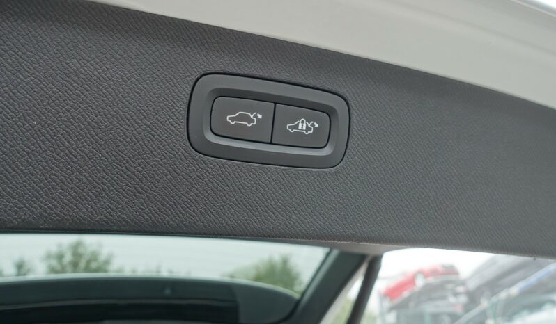 VOLVO XC 90 D5 GEARTRONIC 225CH R-DESIGN complet