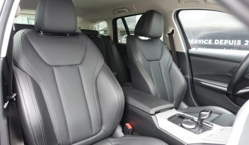 BMW 320 E TOURING HYBRIDE RECHARGEABLE 204 CH complet