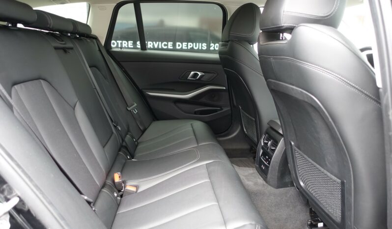 BMW 320 E TOURING HYBRIDE RECHARGEABLE 204 CH complet