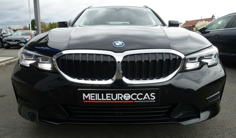 BMW 320 E TOURING HYBRIDE RECHARGEABLE 204 CH complet